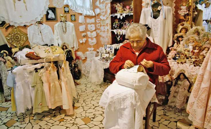 escursioni-in-motonave-isola-di-Burano-02